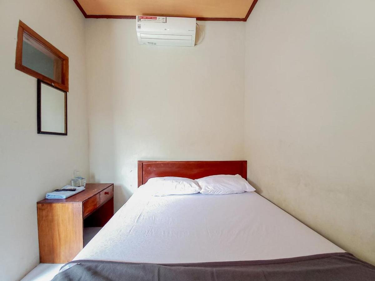Hotel Gerung 2 Near Luwes Mall Nganjuk Mitra Reddoorz Ngoại thất bức ảnh