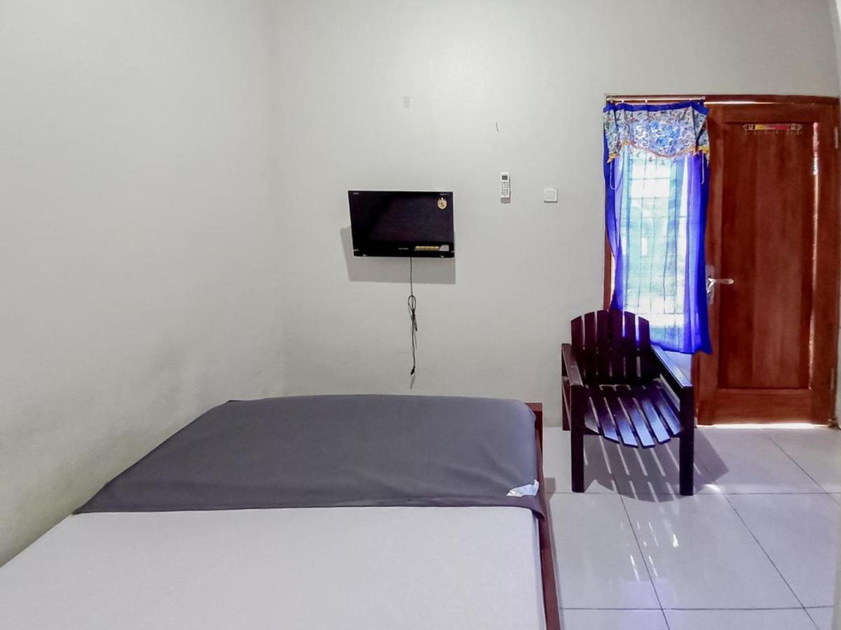 Hotel Gerung 2 Near Luwes Mall Nganjuk Mitra Reddoorz Ngoại thất bức ảnh